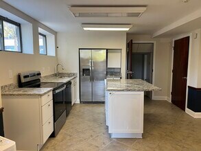 Building Photo - 1397-1399 State St