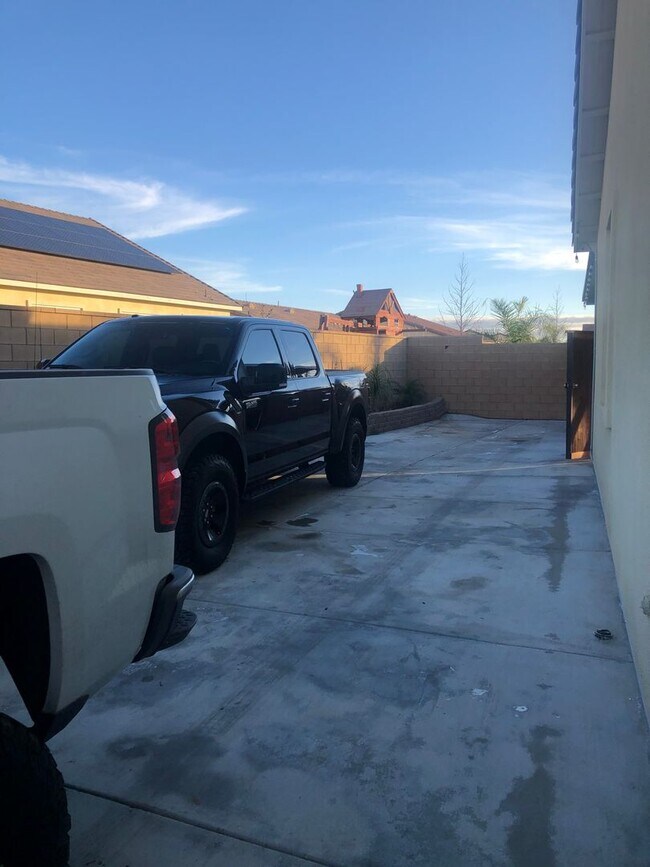 Building Photo - GREY FALCON PROPERTIES PRESENT:  2881 sq.  RV parking fully gated,  Upgraded and beautiful