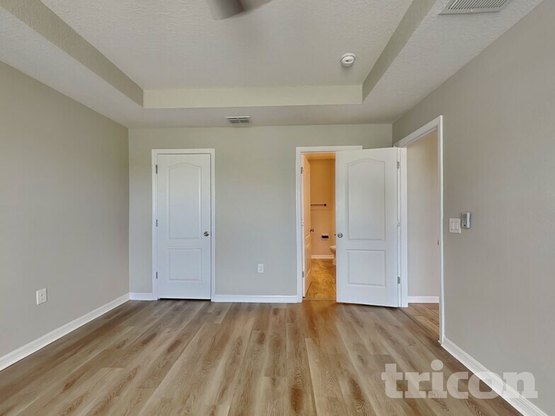 Building Photo - 4035 Wayfarer Wy