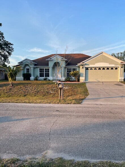 Building Photo - 1523 Elmhurst Cir SE