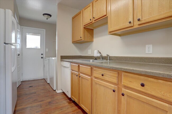 Building Photo - 4500 W Bingham Pl