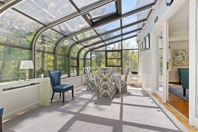 Building Photo - 13 Prospect St