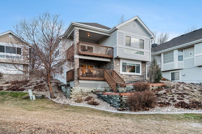 Building Photo - 5734 Crestwood Dr