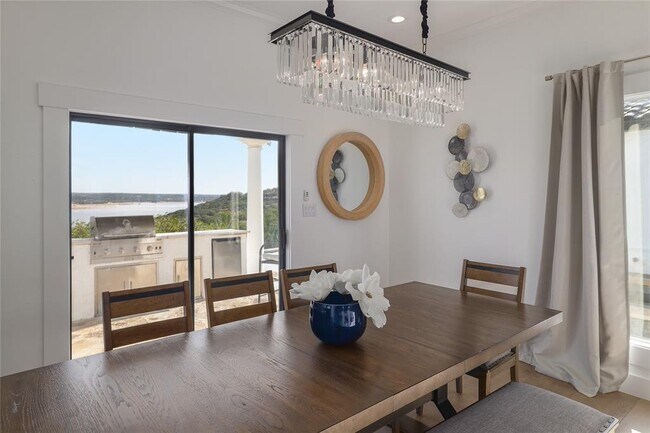 Building Photo - 1128 Thurman Bluff Dr