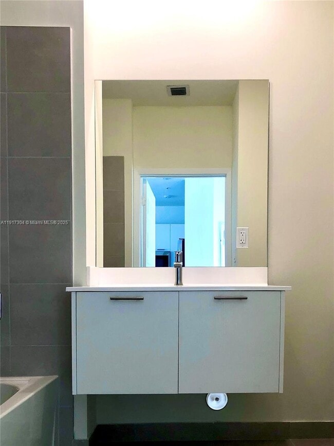 Building Photo - 6455 NW 103rd Pl