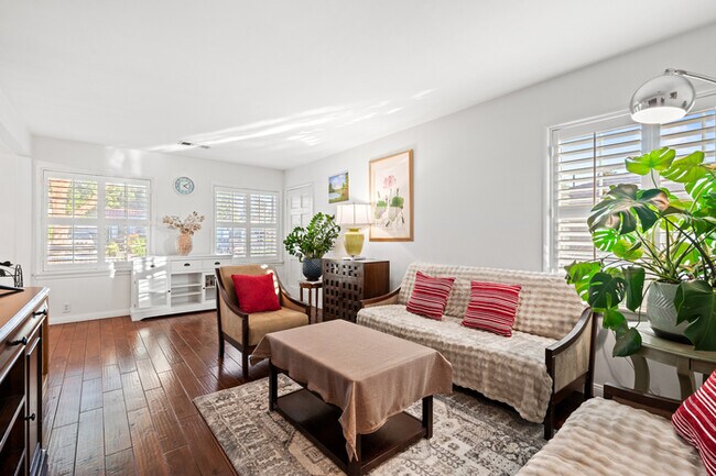 Building Photo - 1751 Belmont Ave