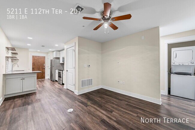 Building Photo - 5211 E 112 Terrace