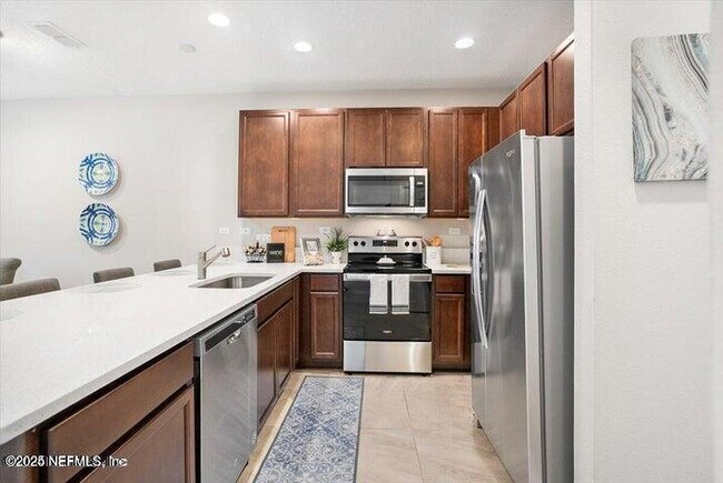 Building Photo - 12926 Ludo Rd