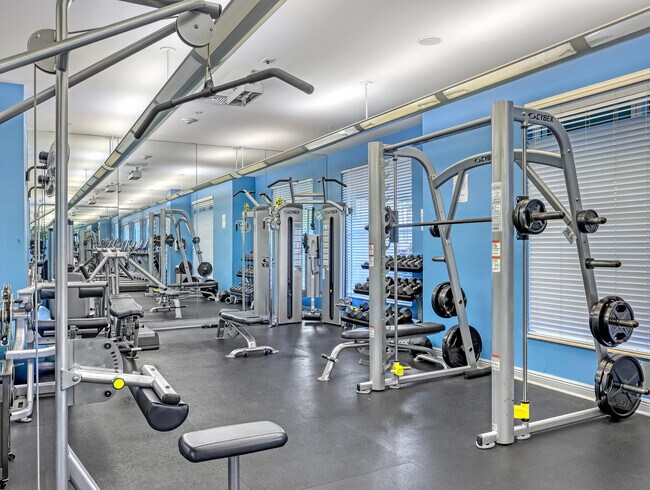 Building Photo - 700 E Boynton Beach Blvd