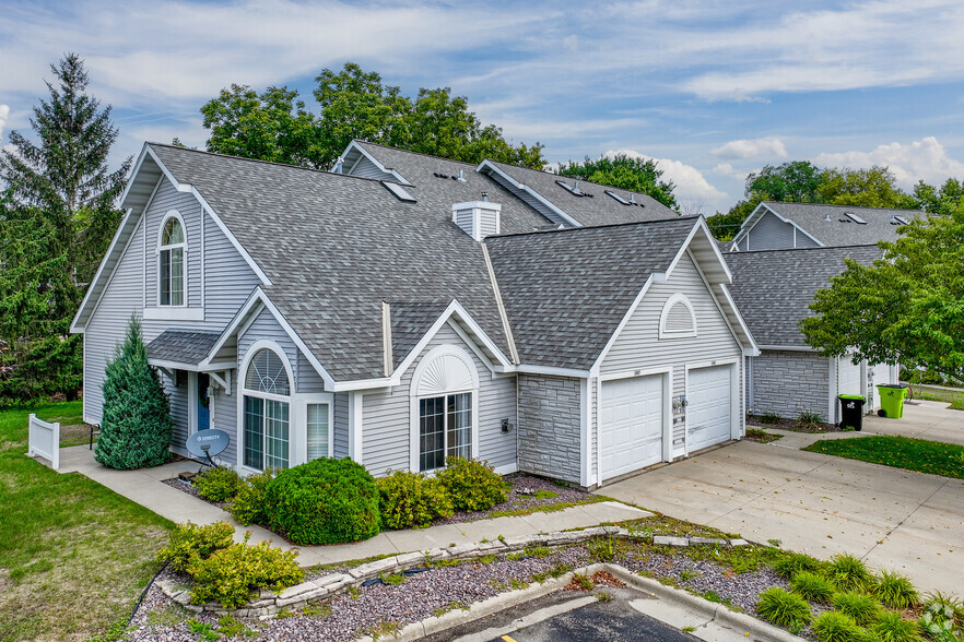 Primary Photo - Crystal Bay Townhomes