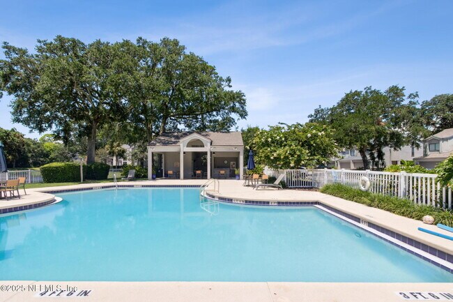 Building Photo - 455 Selva Lakes Cir