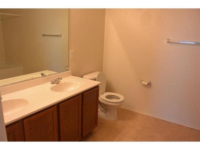 Building Photo - 1421 Puerto Lago Dr