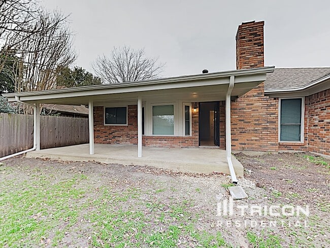 Building Photo - 6003 Meadowside Trail