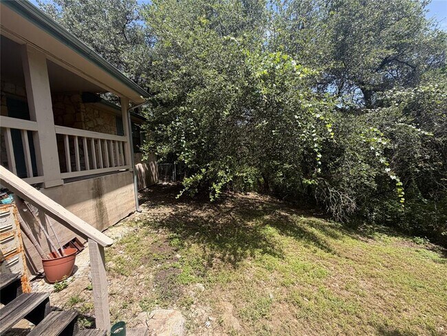 Building Photo - 11101 Oak Branch Dr