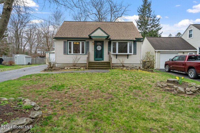 Primary Photo - 50 New Shaker Rd