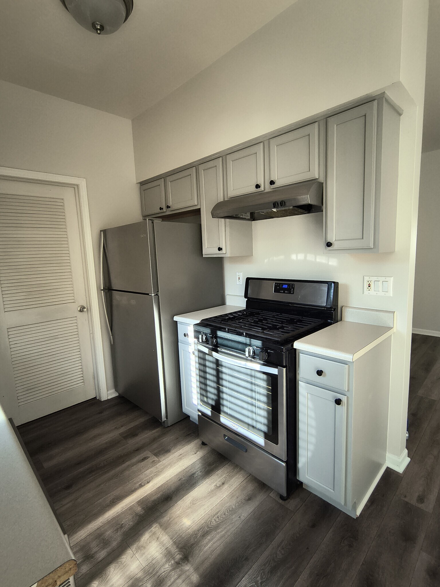 Building Photo - 22241 W Niagara Trl