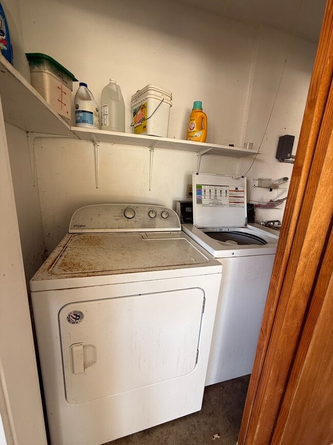 Building Photo - South Kihei - Renovated 3 Bed/2 Bath with Ocean Views