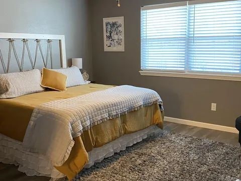 Building Photo - Fully furnished water front condos - BOAT SLIP INCLUDED