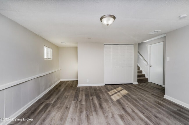 Building Photo - 1419 Knight Rd