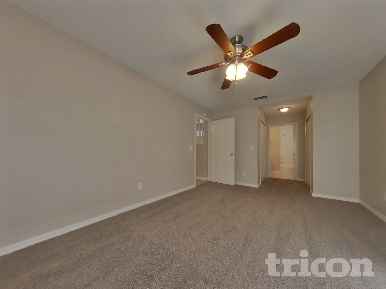 Building Photo - 1627 Chatham Cir