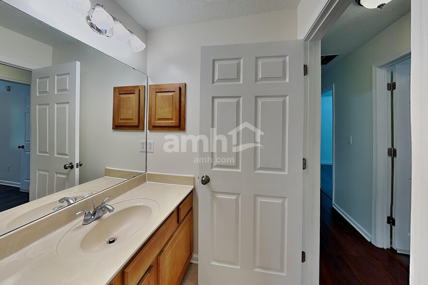 Building Photo - 4086 Ringneck Dr
