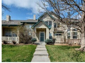 Building Photo - Gorgeous Upgraded Townhome in Sought-After...