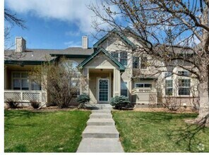Building Photo - Gorgeous Upgraded Townhome in Sought-After...