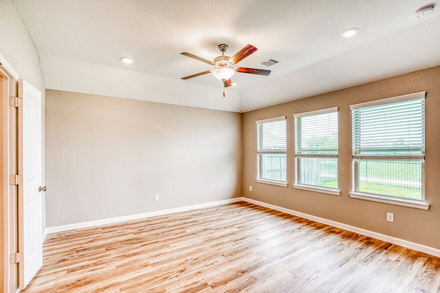 Building Photo - 24246 Palomino Sage Trail