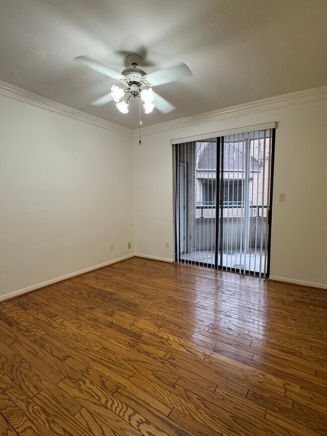 Building Photo - 5200 Weslayan St