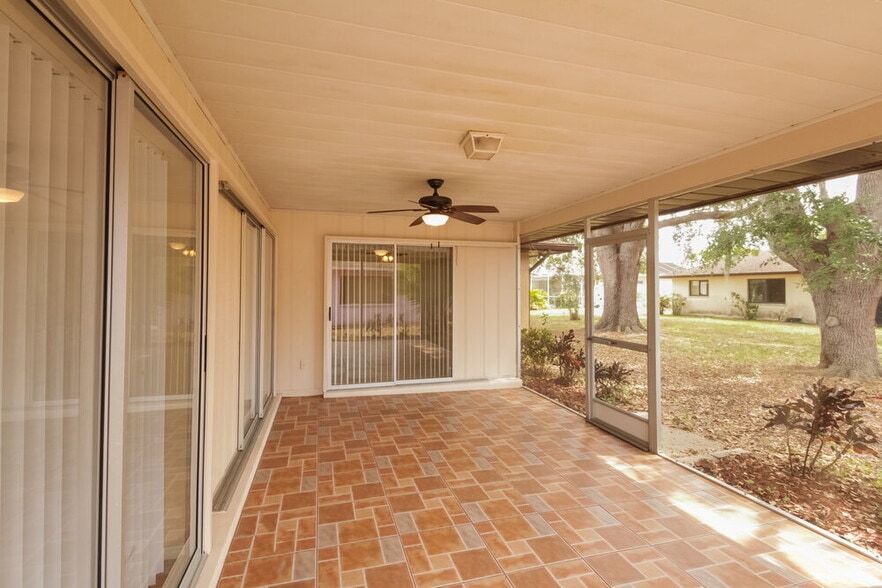 Building Photo - 4248 Dryden Cir