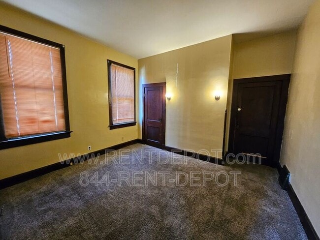 Building Photo - 844 Bellemeade Ave