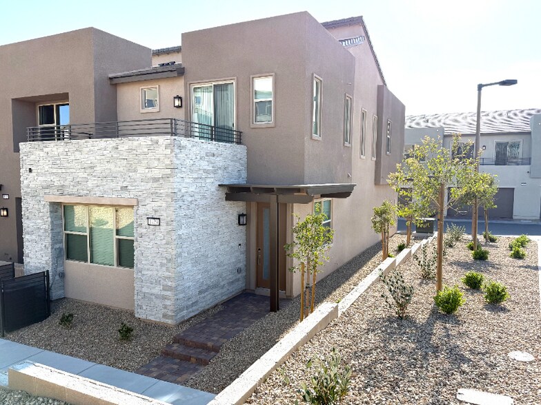 Building Photo - 1423 Song Lark Ln