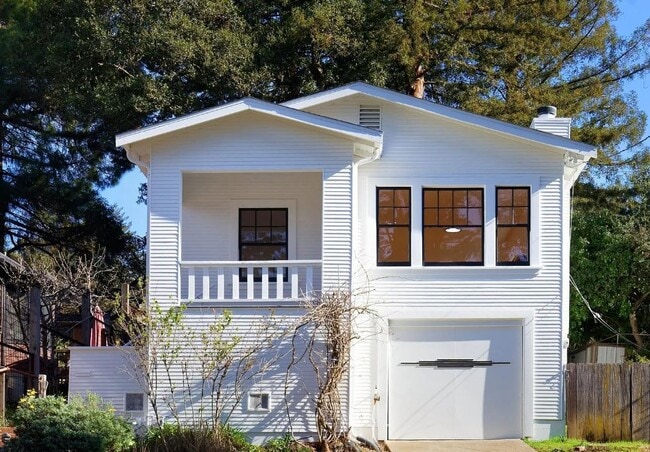 Building Photo - 49 Beverly Rd