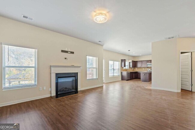 Building Photo - 3266 Cedar Crest Way