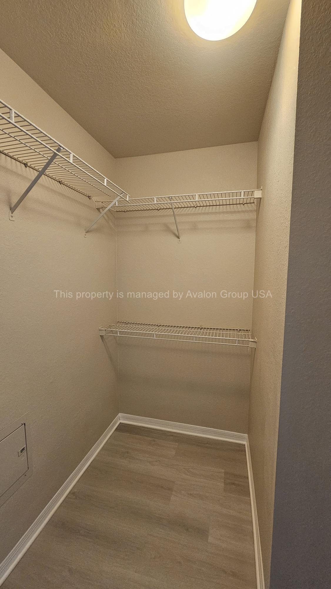 Building Photo - 7800 Point Meadows Dr