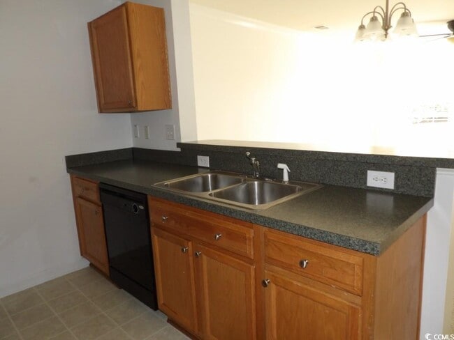 Building Photo - 121 Barnacle Ln