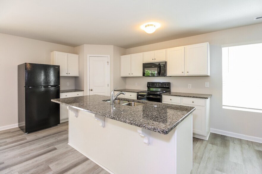 Building Photo - 2917 Ember Brook Ct