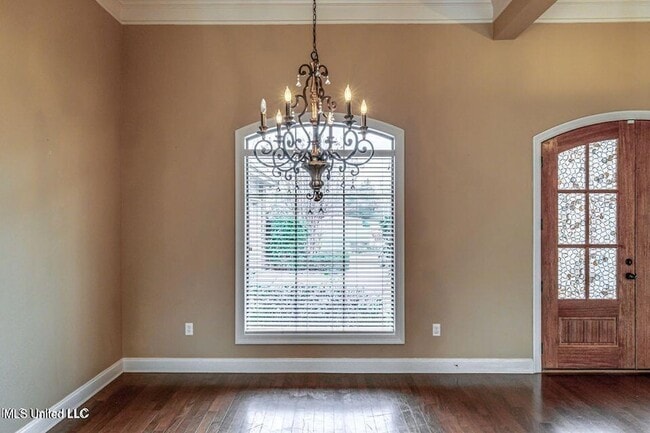 Building Photo - 401 Ash Tree Ln