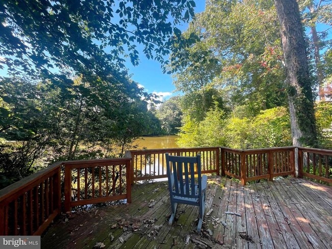 Building Photo - 11717 Rivershore Dr