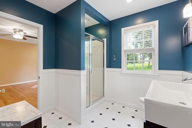 Building Photo - 120 Walker Rd