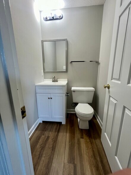Building Photo - 2622 Brafferton Ct
