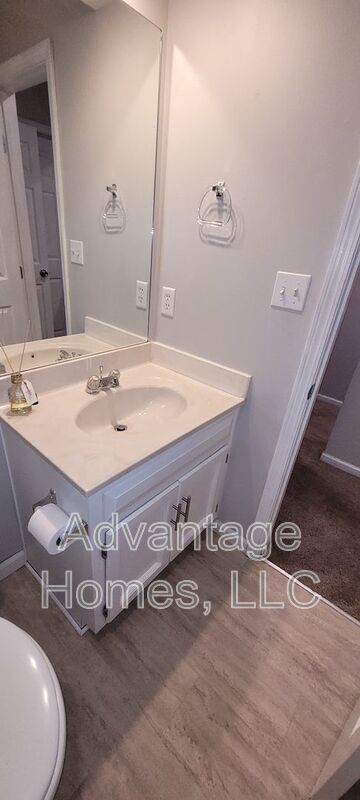 Building Photo - 304 W 132 St