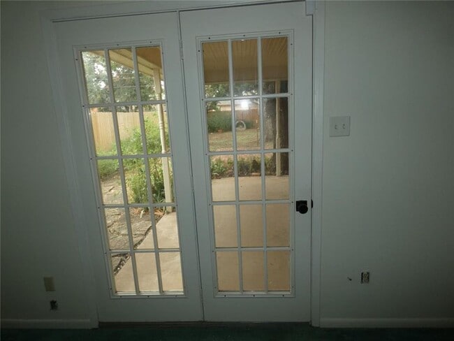 Building Photo - 1362 Beechwood Ln