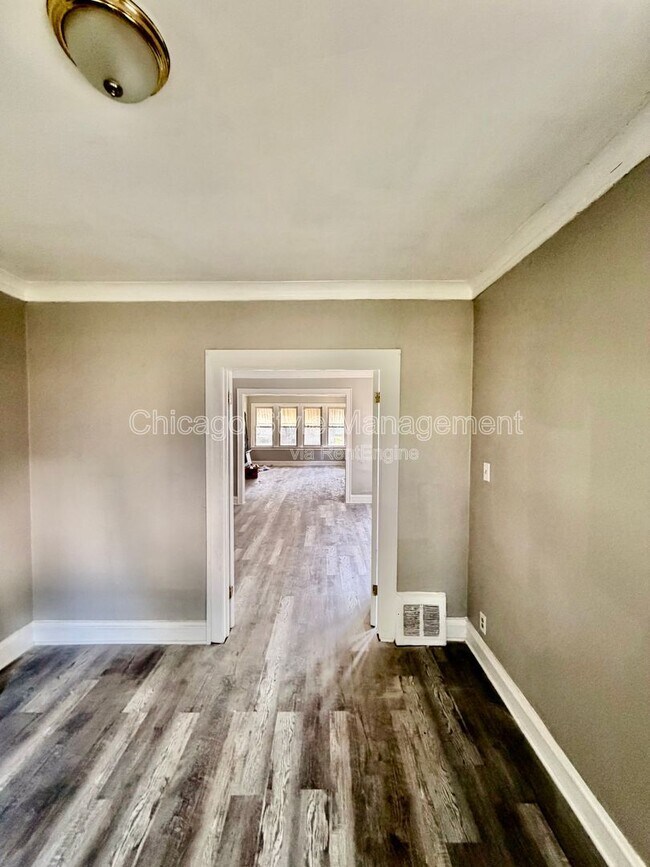 Building Photo - 12138 S Parnell Ave