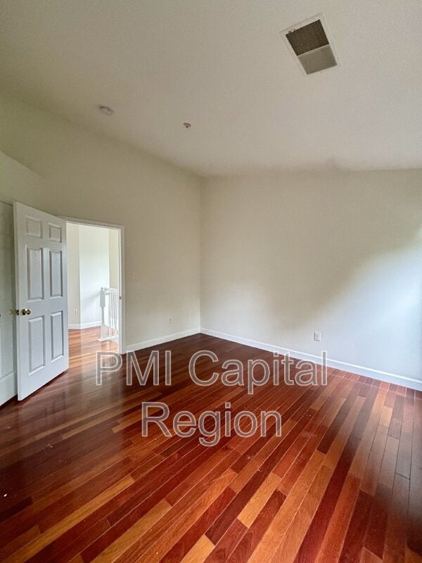 Building Photo - 20800 Mountain Lake Terrace