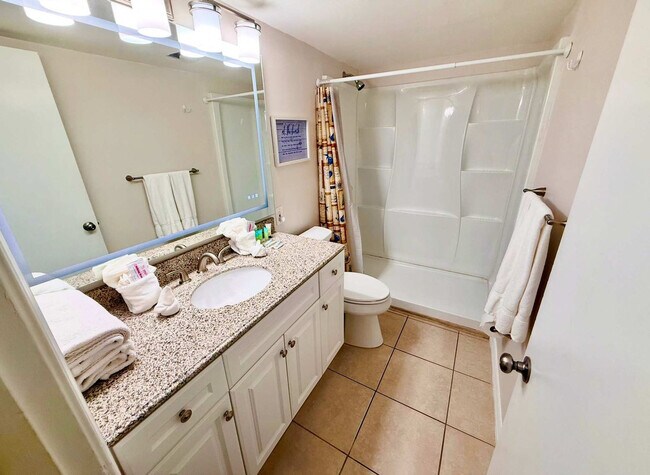 Building Photo - 5600 Bonita Beach Rd SW