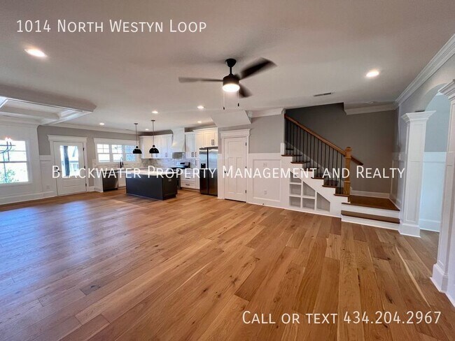 Building Photo - 3 Bedroom Townhome in Westyn Village!