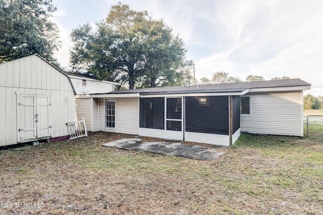 Building Photo - 1889 Greater Ave