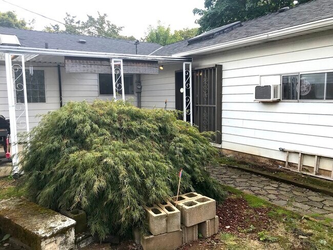 Building Photo - 4309 SE 113th Ave