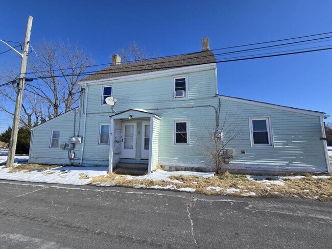 Building Photo - 76 Chestnut St